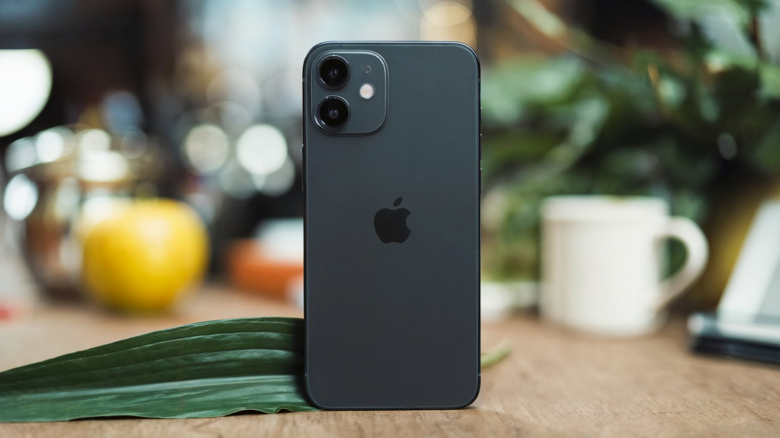 Economize R$ 500: iPhone 16 com câmera macro e chip A18 com super desconto